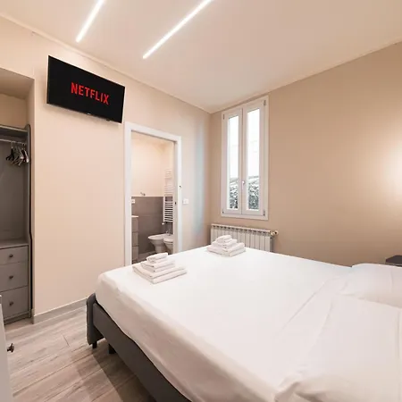 Dall'arca Station - Center - Fiera Guest house Bologna