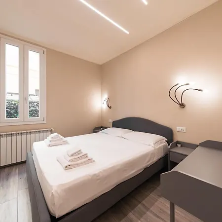 Guest house Dall'arca Station - Center - Fiera *